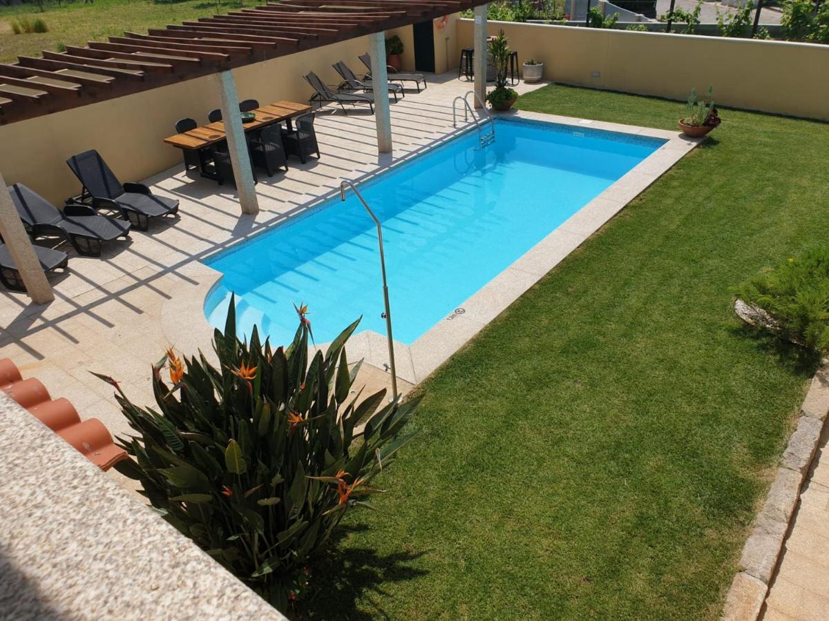 فيلا Mr Alheira House بارسيلوس المظهر الخارجي الصورة